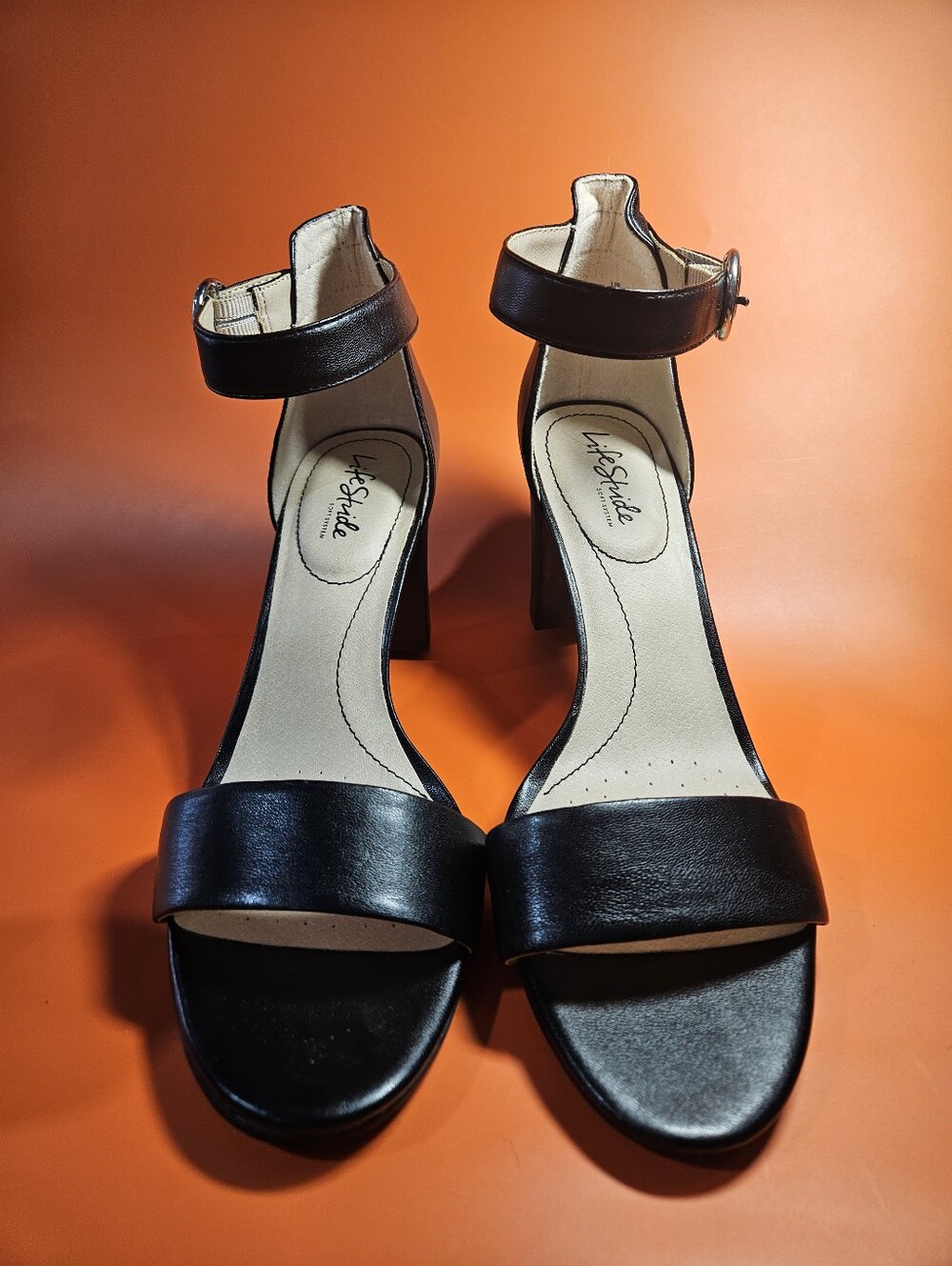 Lifestride Averly Black Block Heeled Sandal. NWOT. size 11 Womens (Bin20)